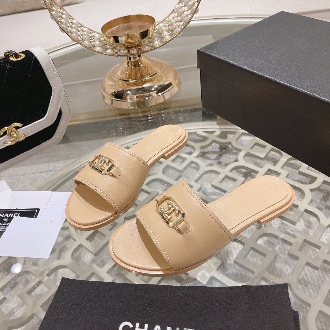 CHANEL Mules Beige Shiny Calfskin