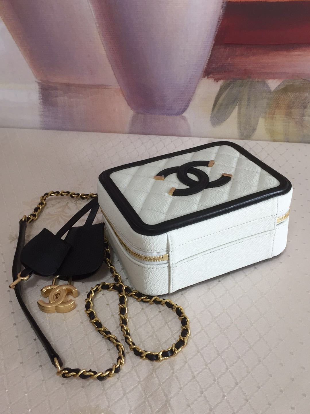 CHANEL MINI 17 VANITY CASE IN BLACK MIX WHITE CALFSKIN GOLD HARDWARE