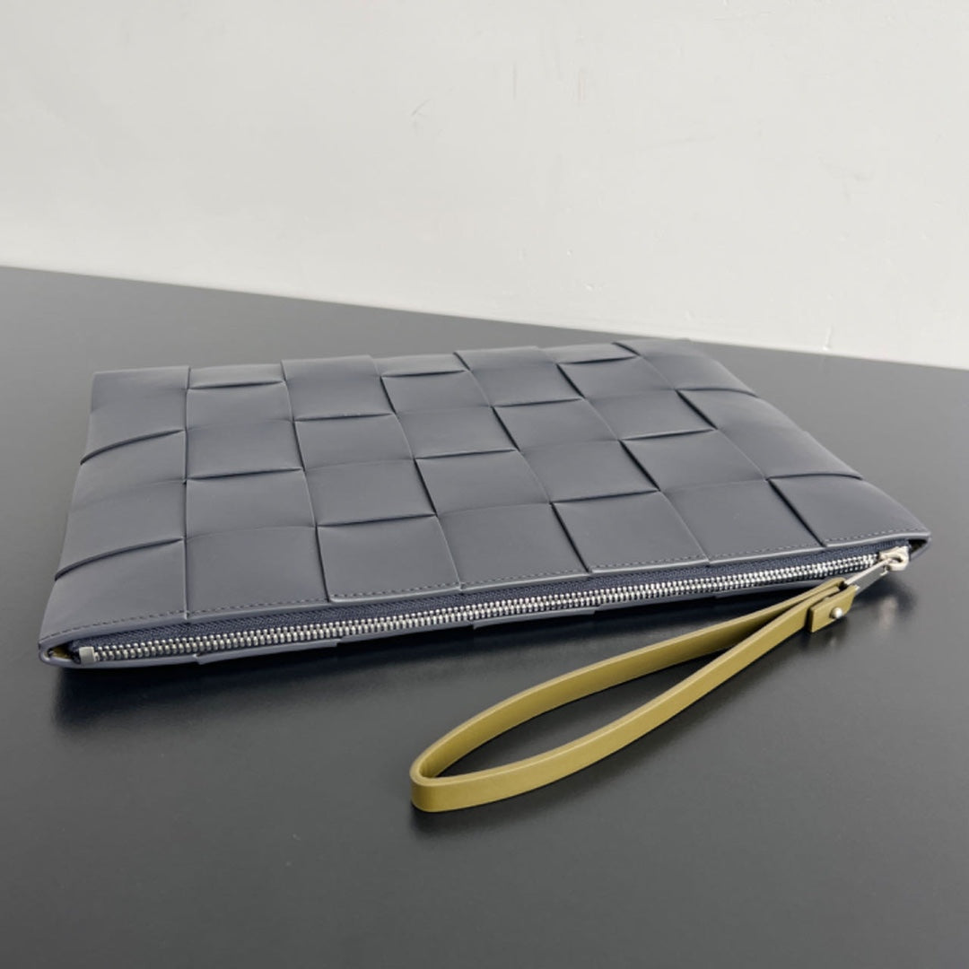 LARGE CASSETTE POUCH 35 IN TROUT GRAY CALFSKIN