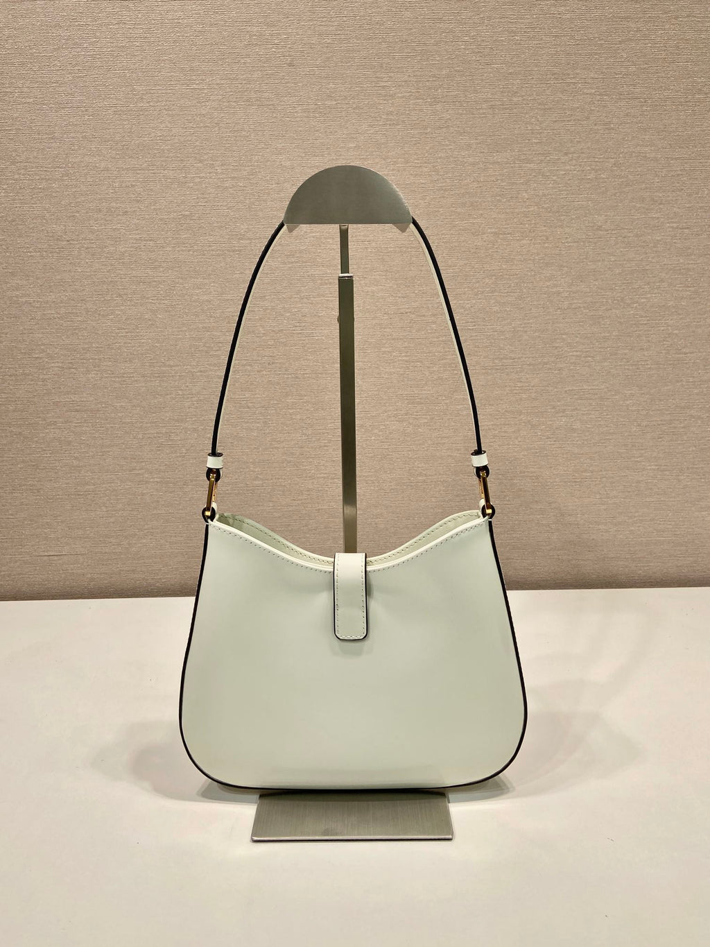 PRADA CLEO SHOULDER BAG 22 IN WHITE BRUSHED LAMBSKIN WITH CLASP CLOSURE