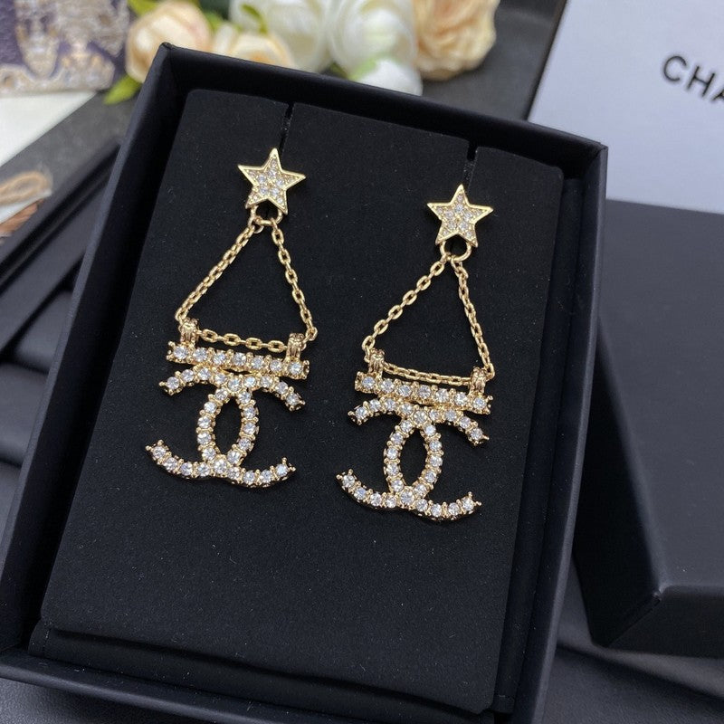 18K  Chanel Star Earrings