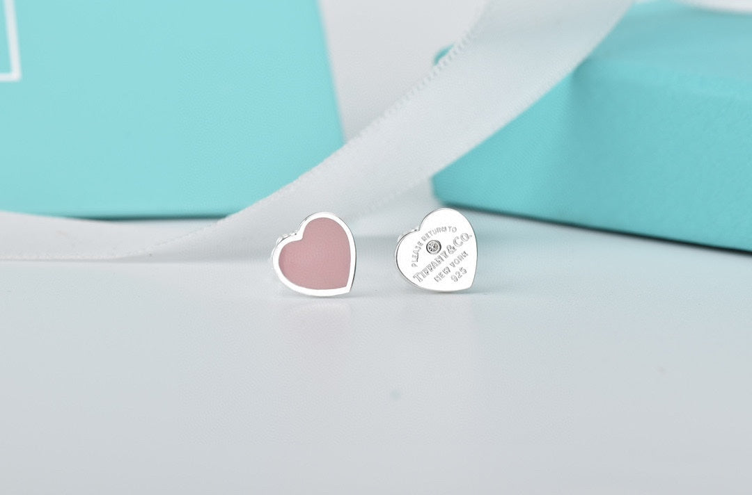 18K Return to Tiffany Heart Earrings