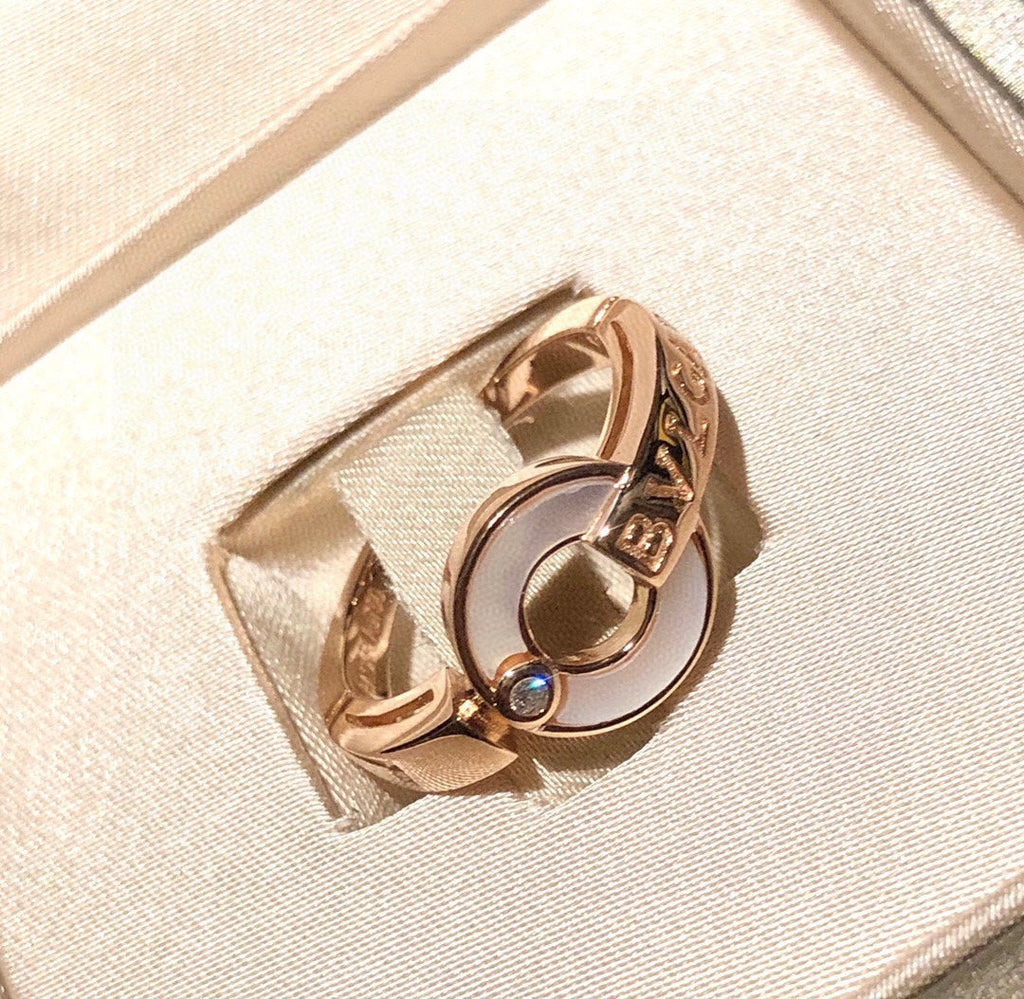 18K BVLGARI Pearl Ring