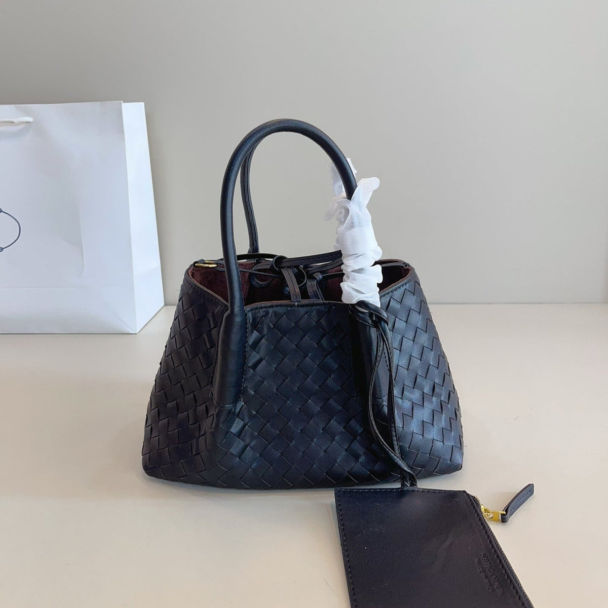 SMALL PINACOTECA TOTE BAG 25 IN BLACK CALFSKIN