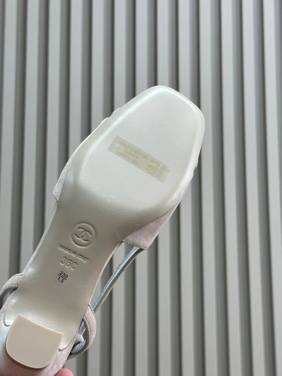 CHANEL SLINGBACKS IN GREY SUEDE AND SILVER LAMBSKIN