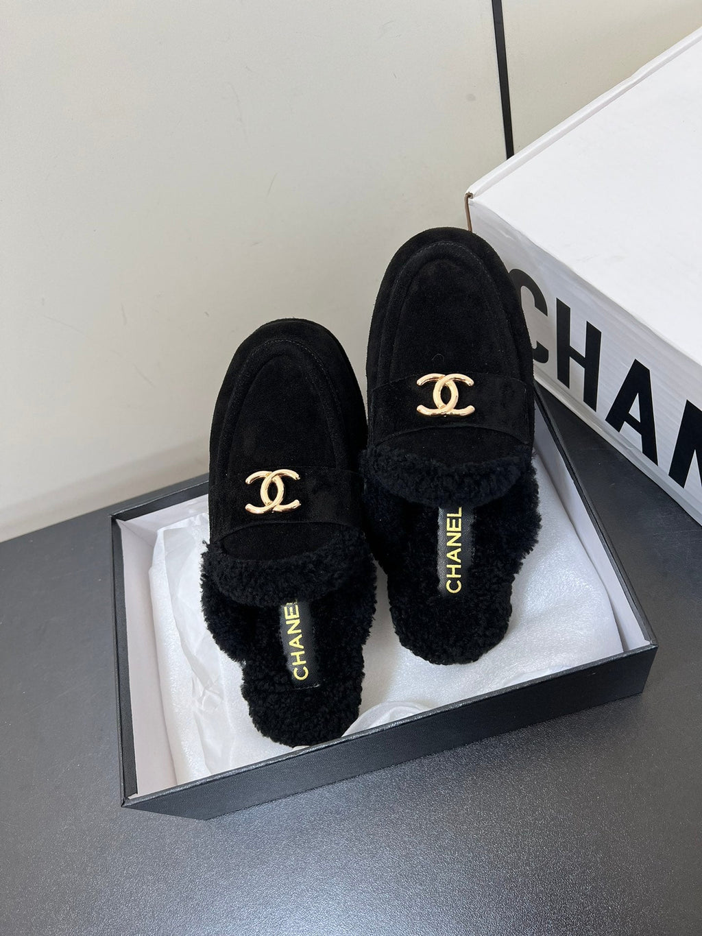 CHANEL LOAFERS MULE IN BLACK SUEDE AND FLEECE LINING