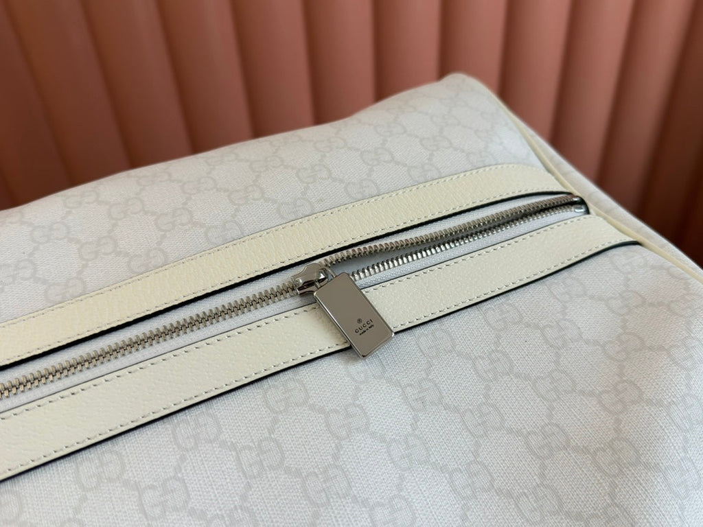 GUCCI MEDIUM DUFFLE BAG WITH WEB 47 IN WHITE SOFT  CALFSKIN