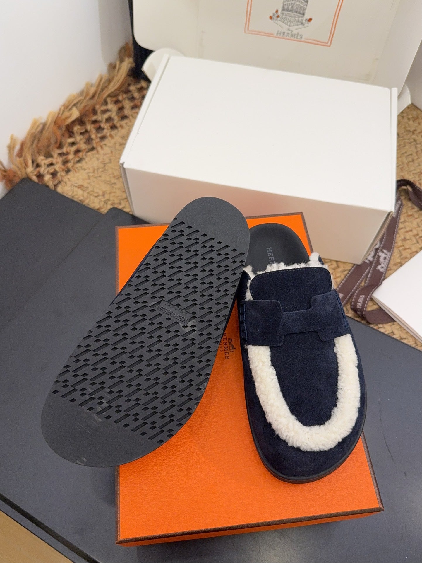 HERMES 25S MULE IN DARK SLATE BLUE SUEDE MIX WHITE SHEARLING