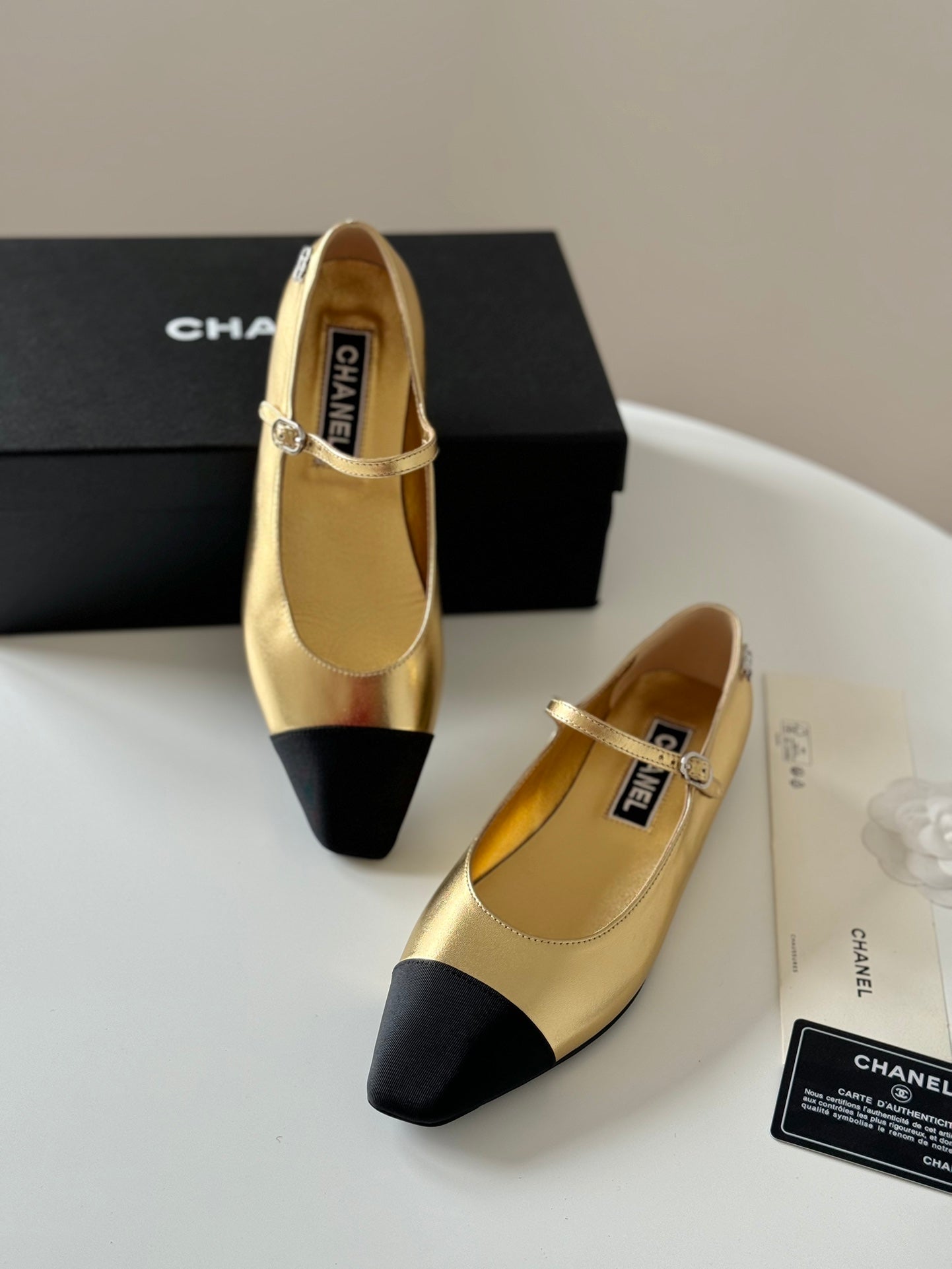 CHANEL MARY JANE GOLDEN MIX BLACK CALFSKIN