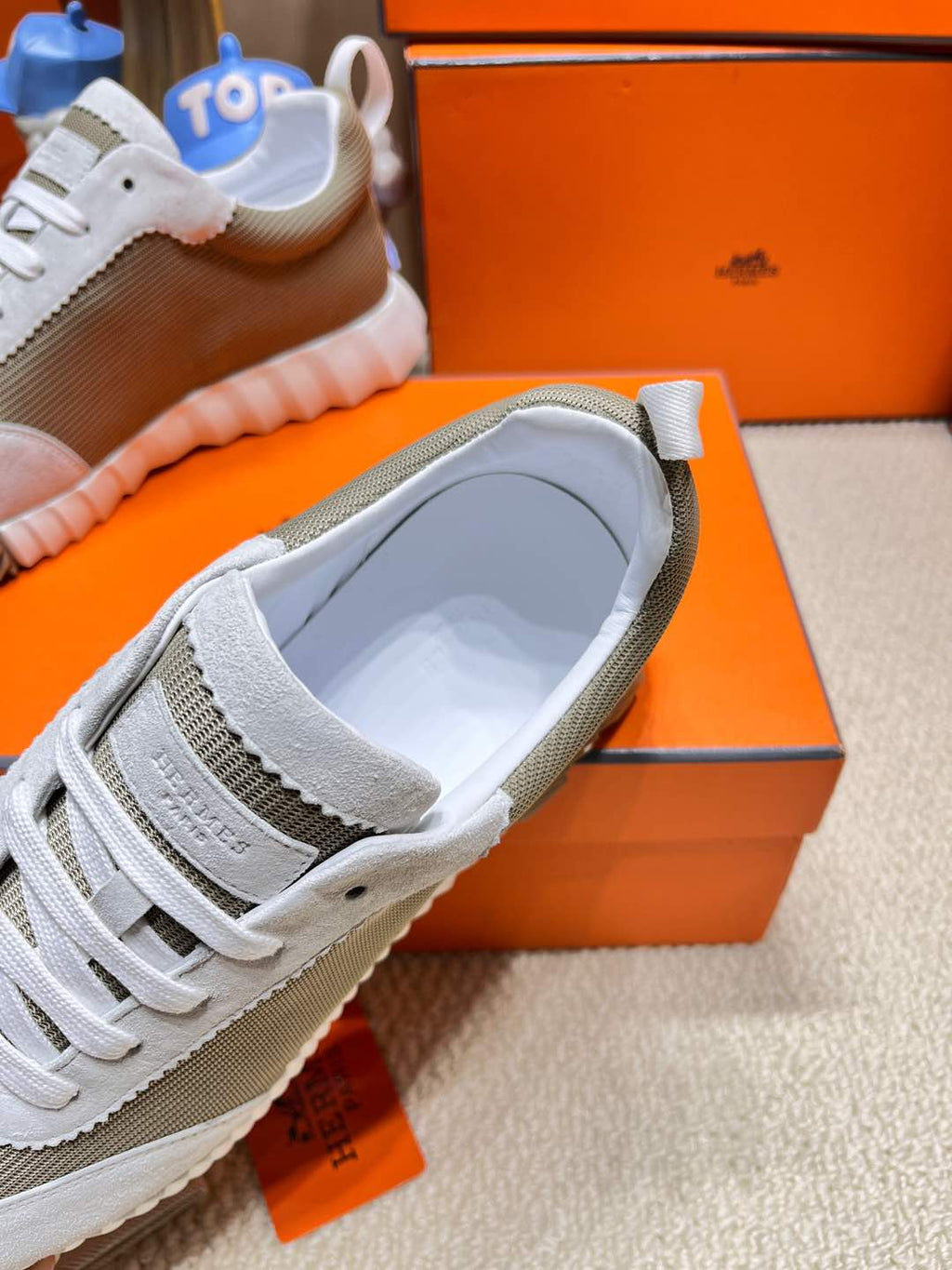 HERMES BOUNCING SNEAKER IN PALE GRAY SUEDE AND WOOD BROWN KNIT
