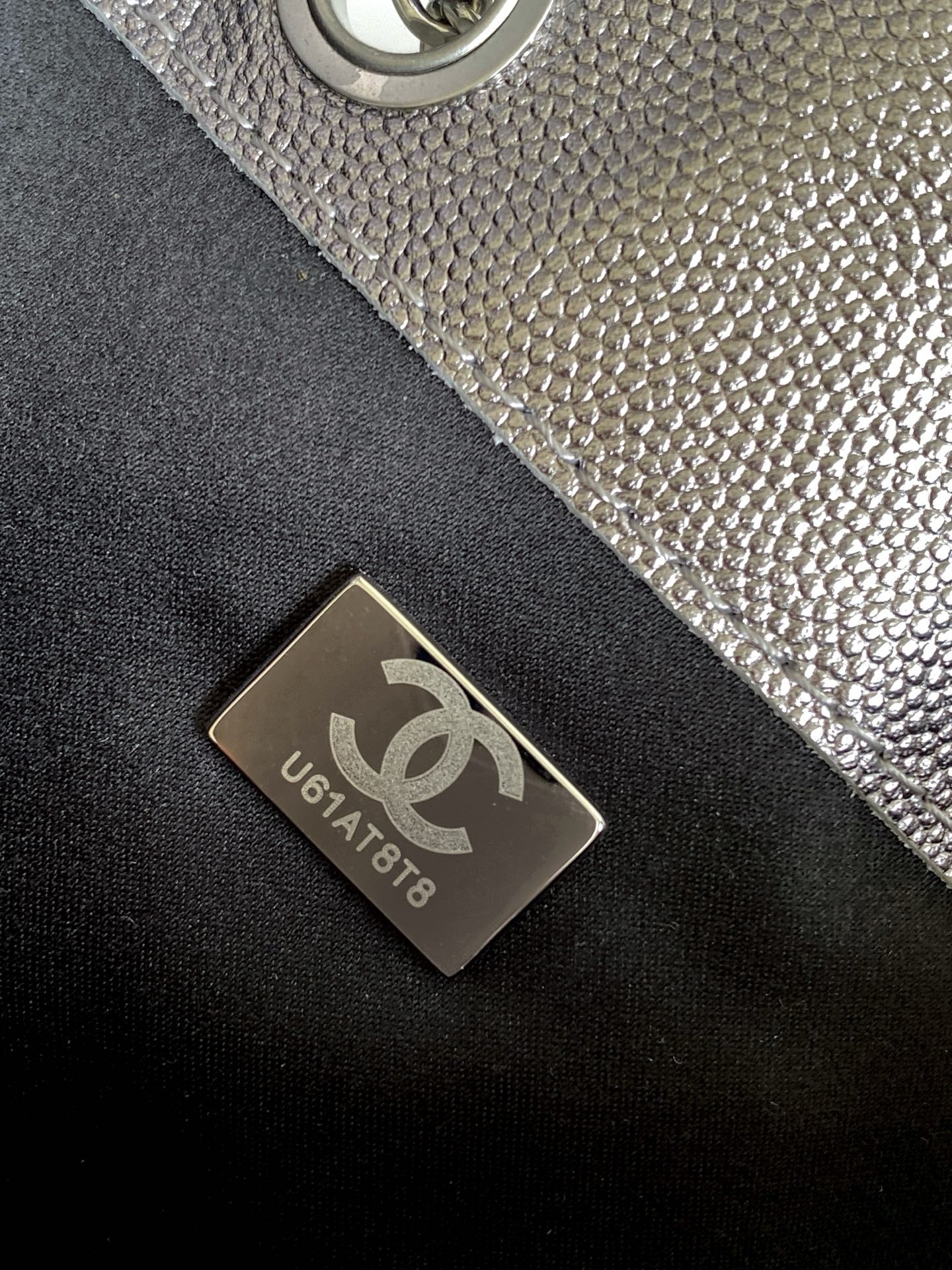 CHANEL 25S HOBO BAG 40 IN LILAC SILVER METALLIC CAVIAR