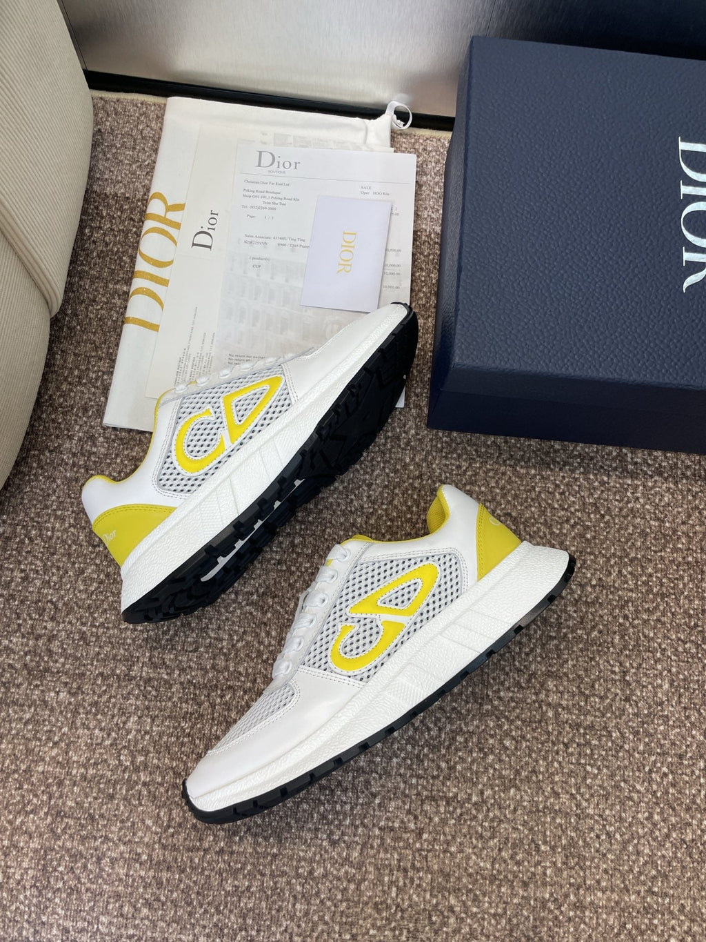 DIOR 25S D-RUN'N COUPLE SNEAKERS IN WHITE YELLOW CALFSKIN AND MESH